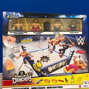 WWE Knuckle Crunchers Mini Mayhem Playset - Blue, Yellow, Red